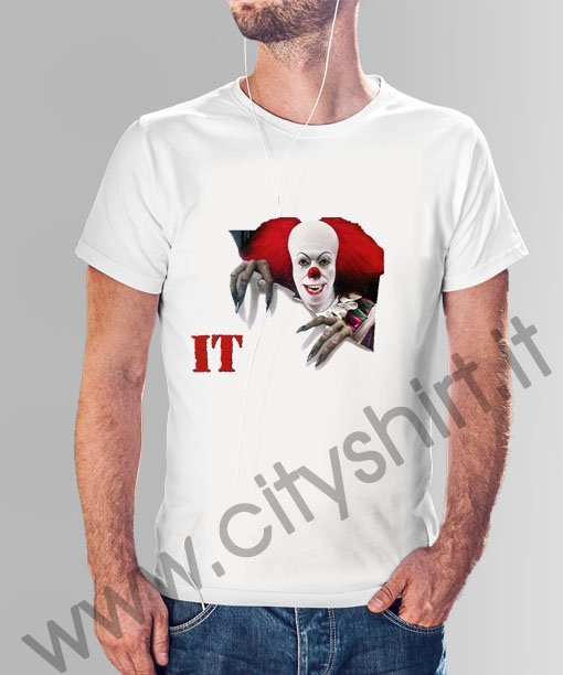La T-shirt IT 1990