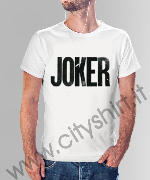 La T-shirt Joker scritta