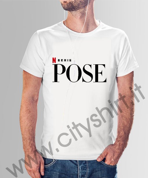La T-shirt Pose 3